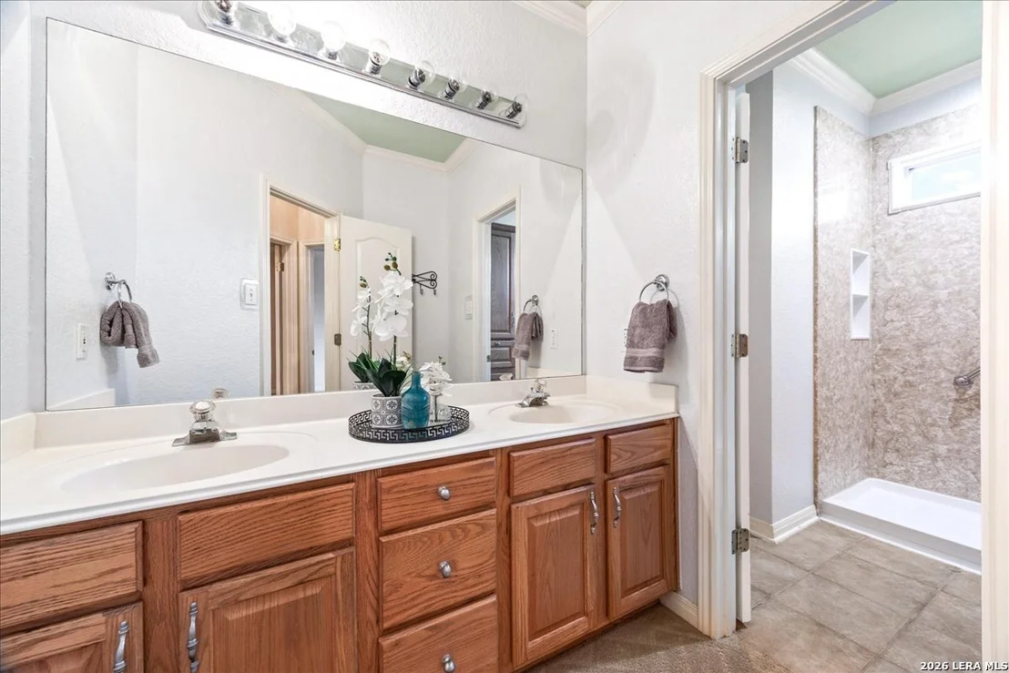 Photo of 4602 Scenic Cir