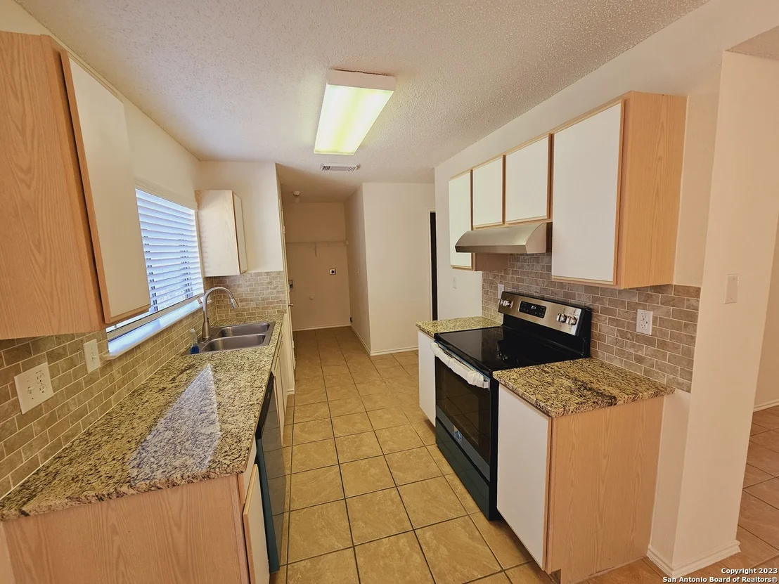 Photo of 3616 CANDLEHILL