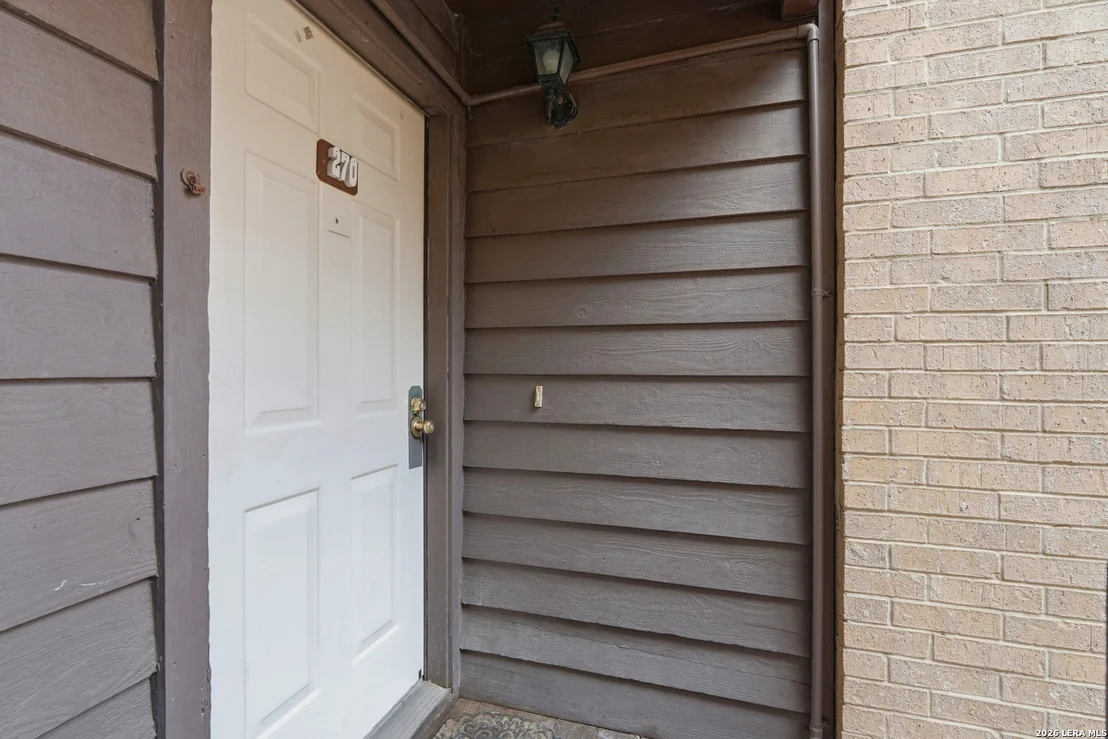 Photo of Unit 270 at 8633 Datapoint Dr