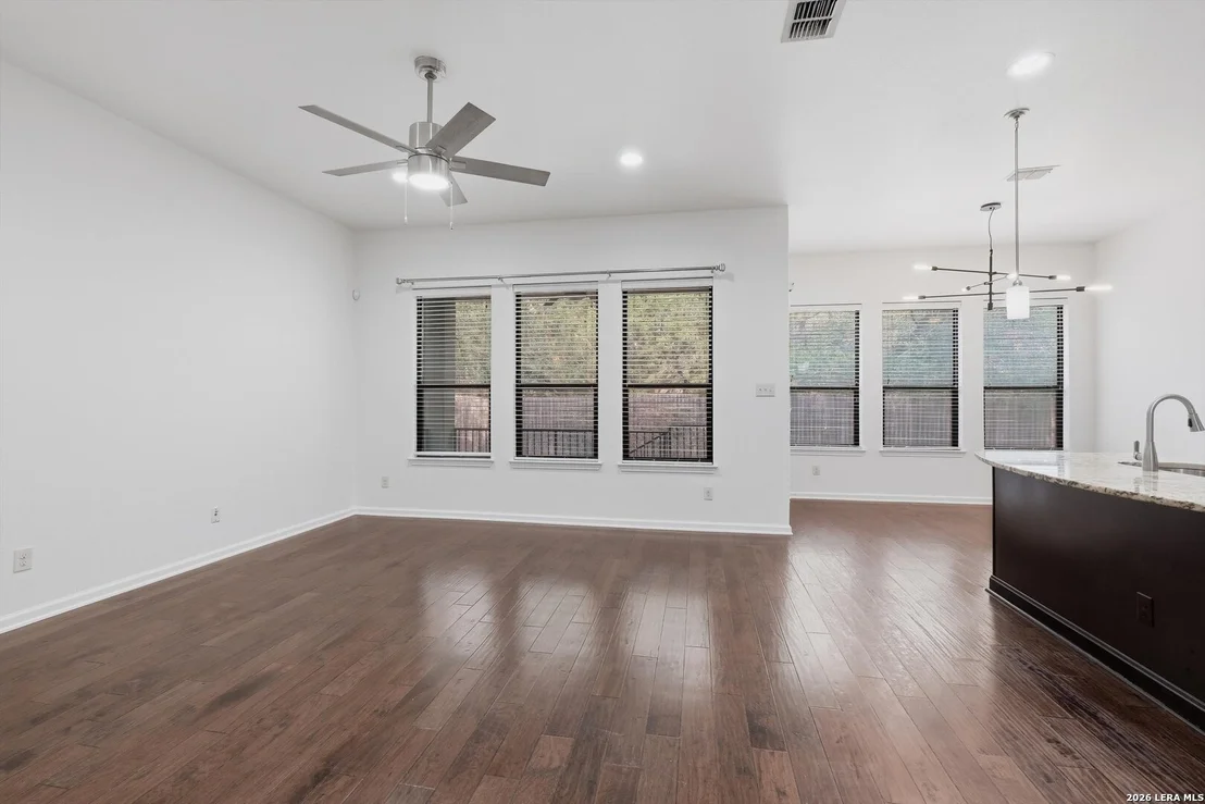 Photo of 13826 Oakview Cove