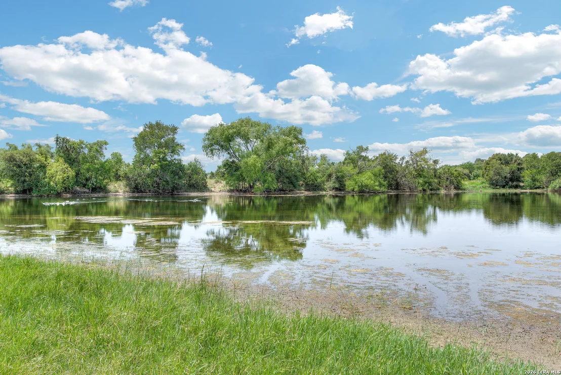 Photo of 1219 Wilder Pond