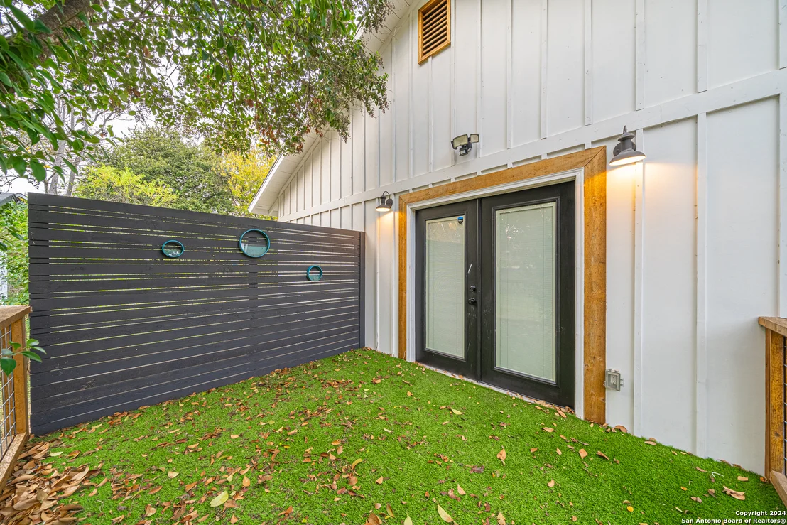 Photo of 216 BELMONT