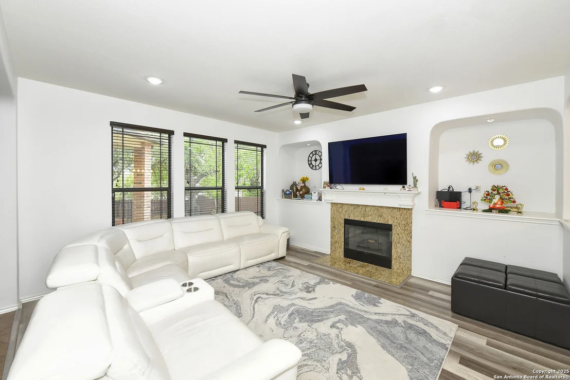 Photo of 2827 Dusseldorf