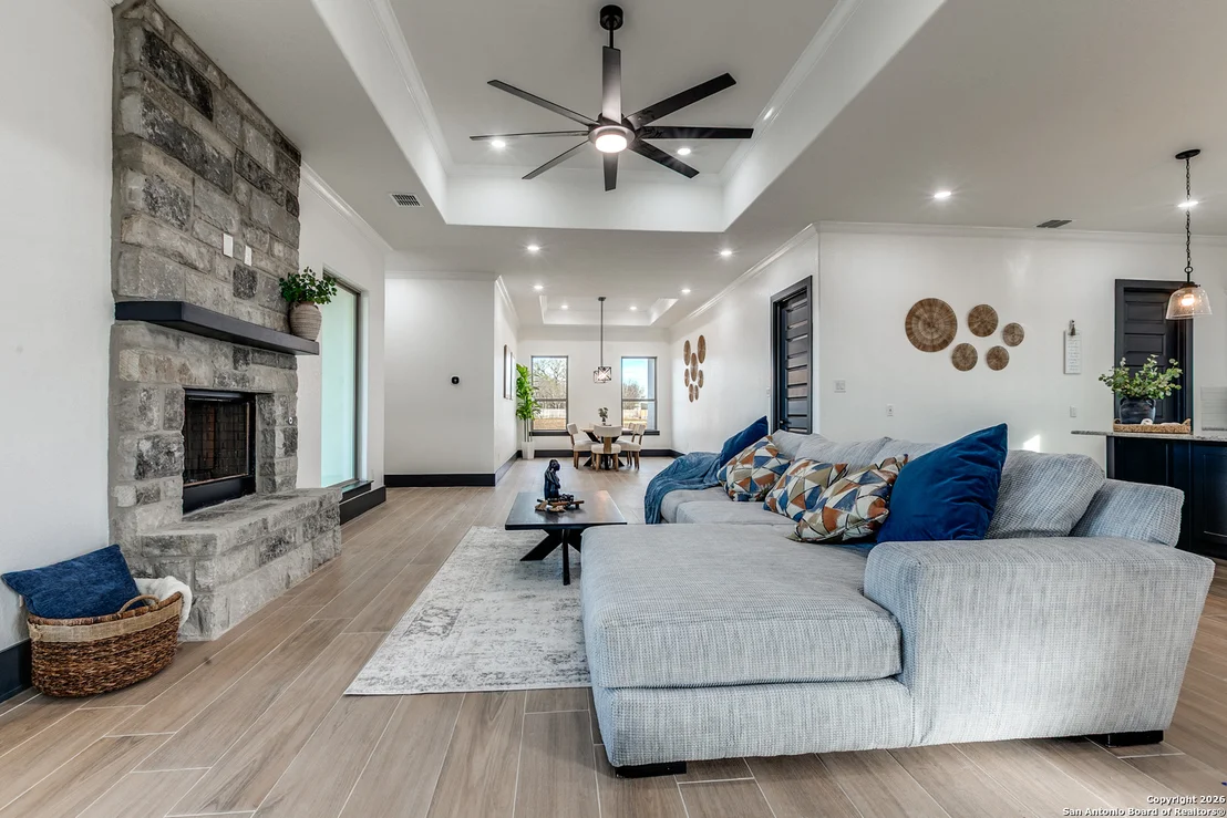 Photo of 202 Venado Oak