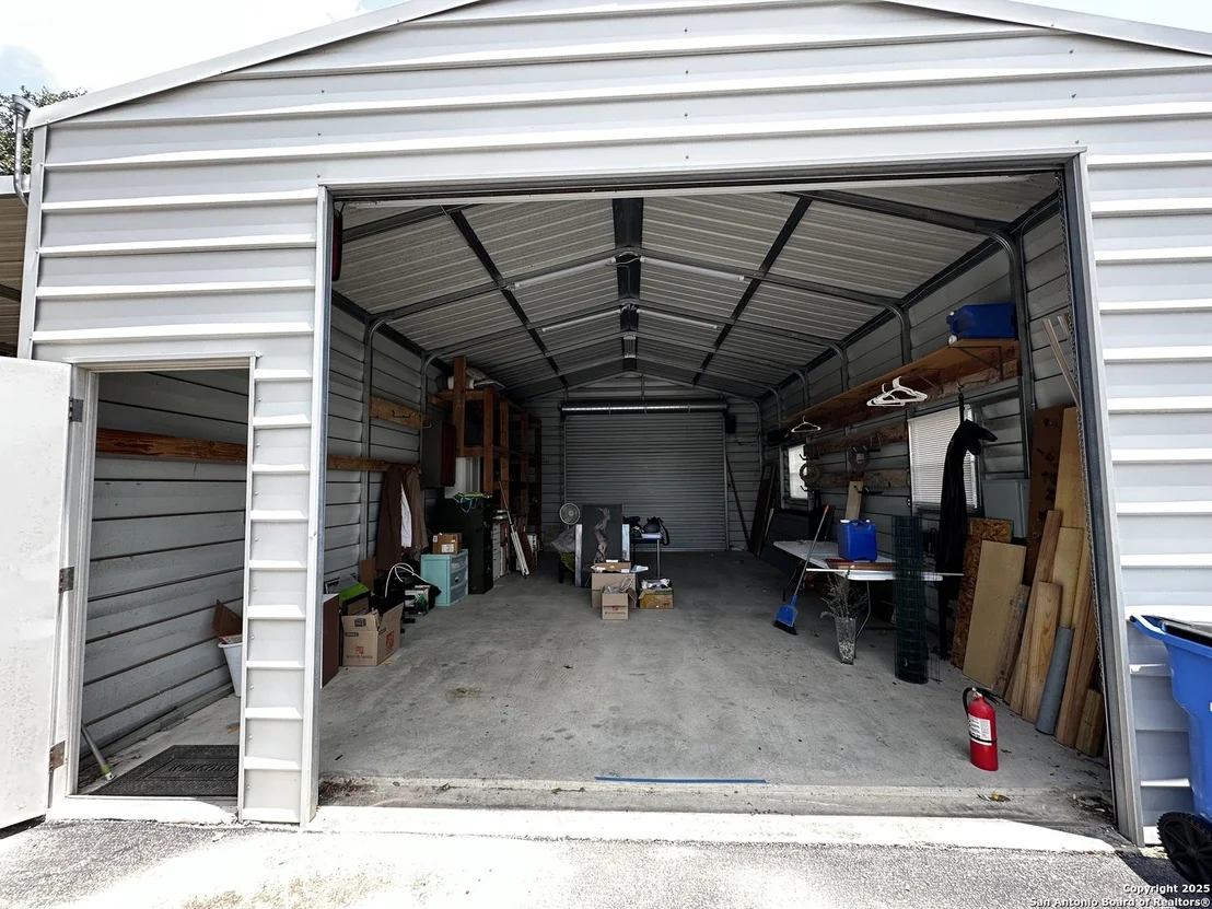 Photo of 2521 Bay Hill