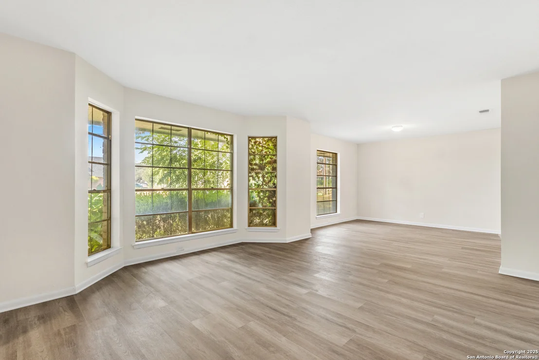 Photo of 6041 Trone Trail