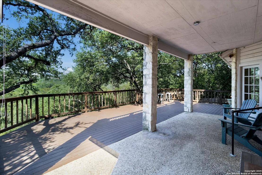 Photo of 2663 Rim Oak