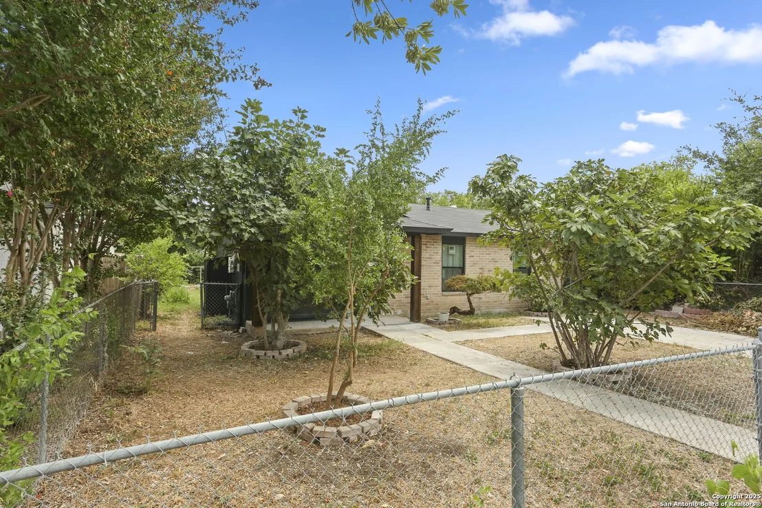 Photo of 430 Groff