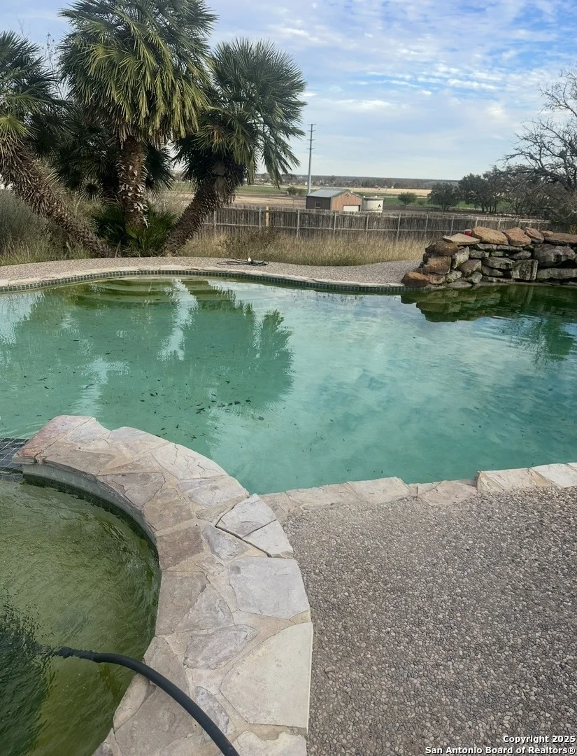 Photo of 755 County Road 480