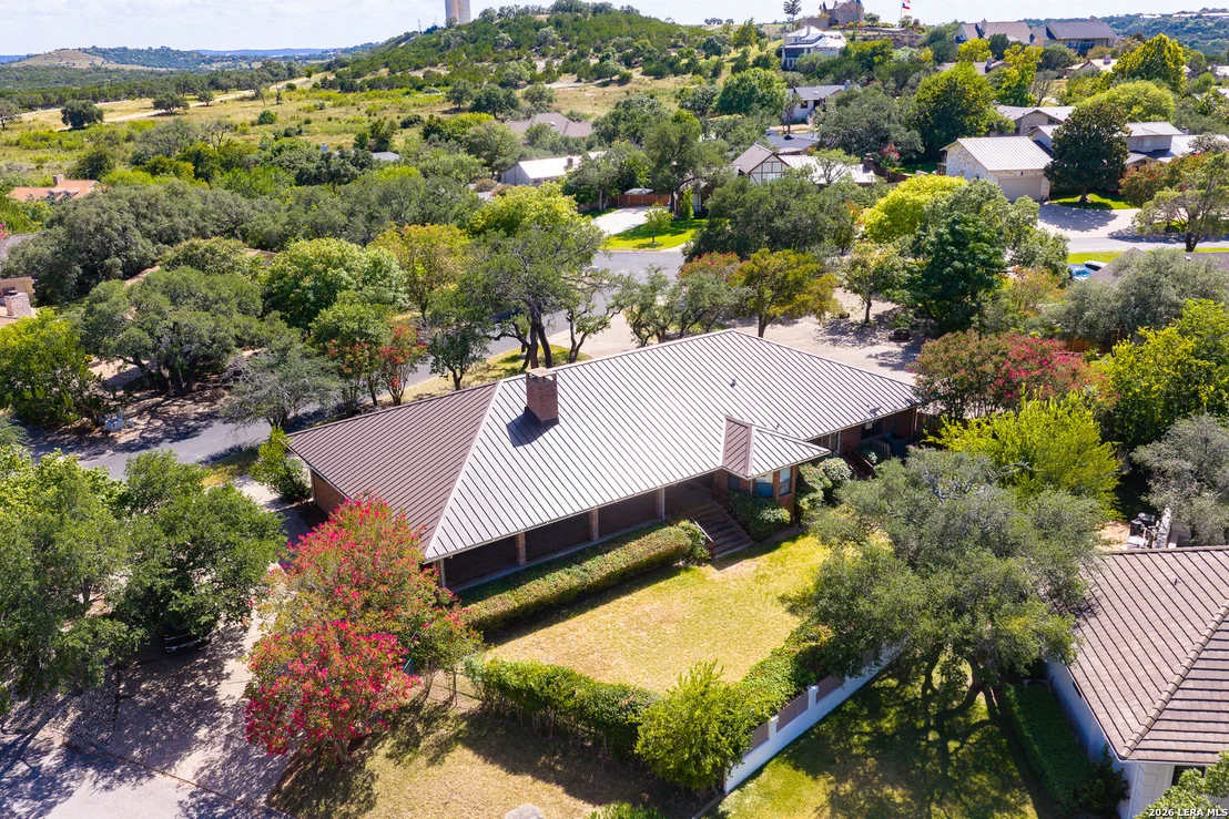Photo of 304 Spring Mill Dr