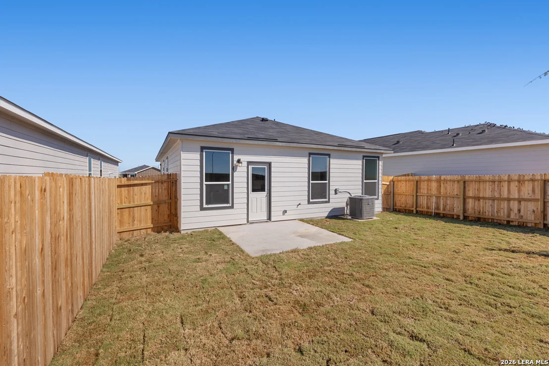 Photo of 10042 JAGGER AVENUE
