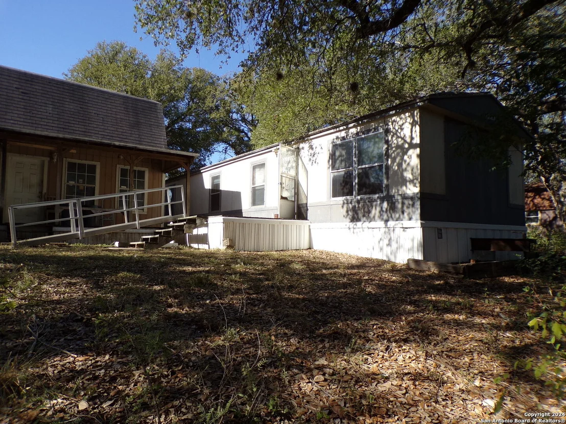Photo of 656 COUNTY ROAD 4614