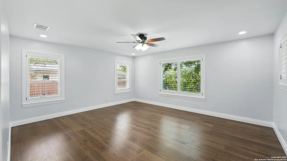 Photo of 116 Riviera
