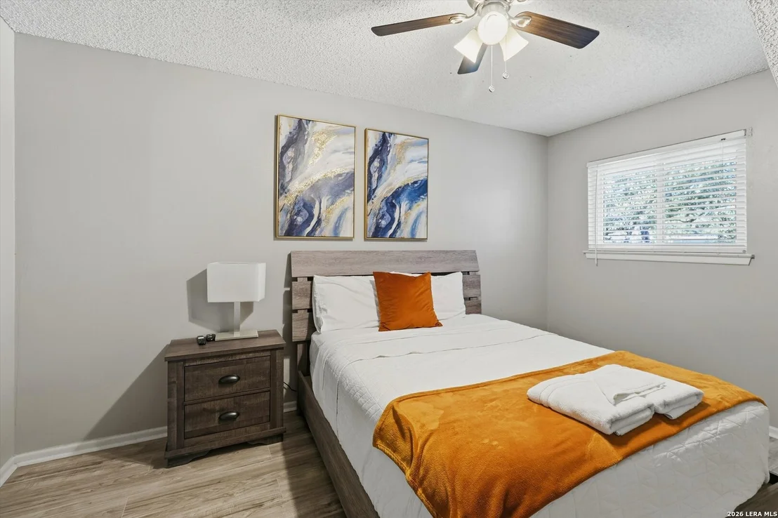 Photo of 16407 Ledge Trail