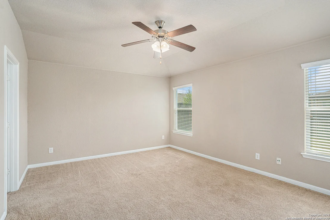 Photo of 732 Spectrum Dr