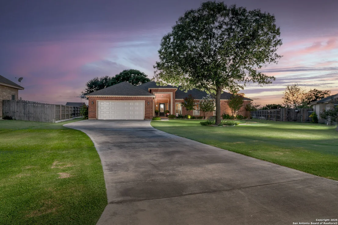 Photo of 170 Castle Breeze