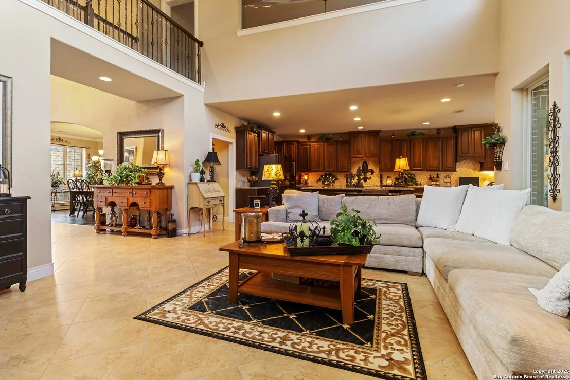Photo of 8905 Soaring Oak