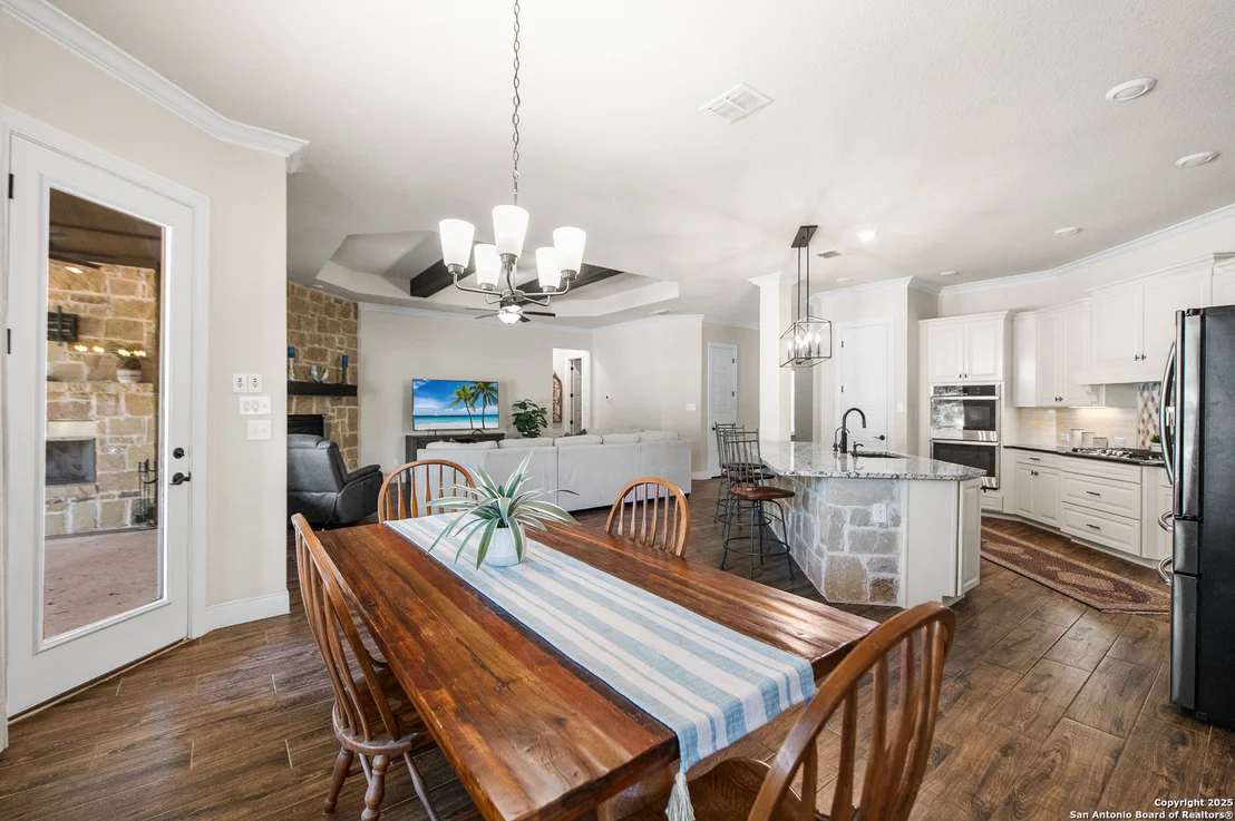 Photo of 663 PRIVATE ROAD 1712