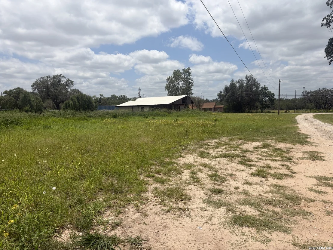 Photo of 615 ROSSVILLE RD