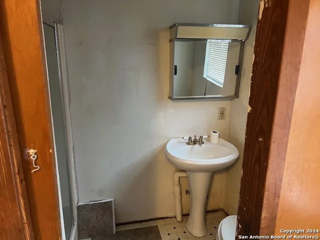 Photo of 602 E BLAIR
