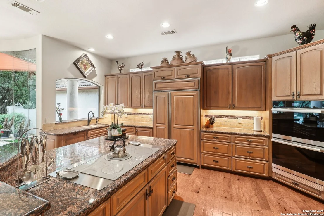 Photo of 908 La Puerta