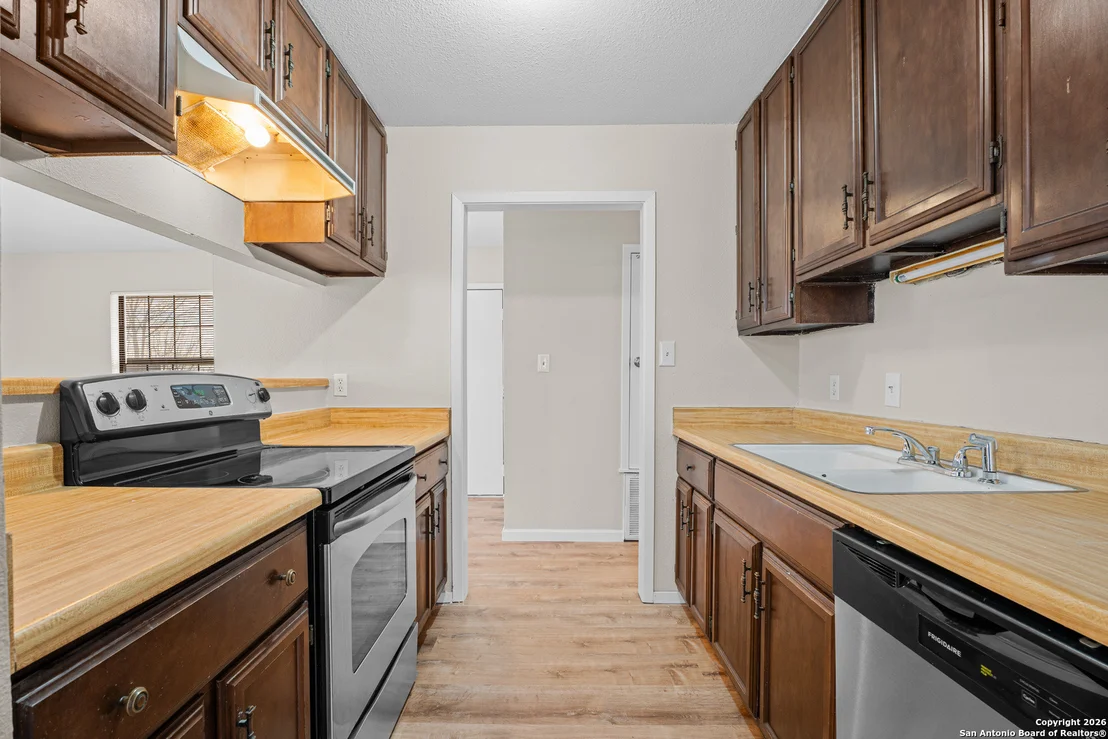 Photo of 9557 Green Valley