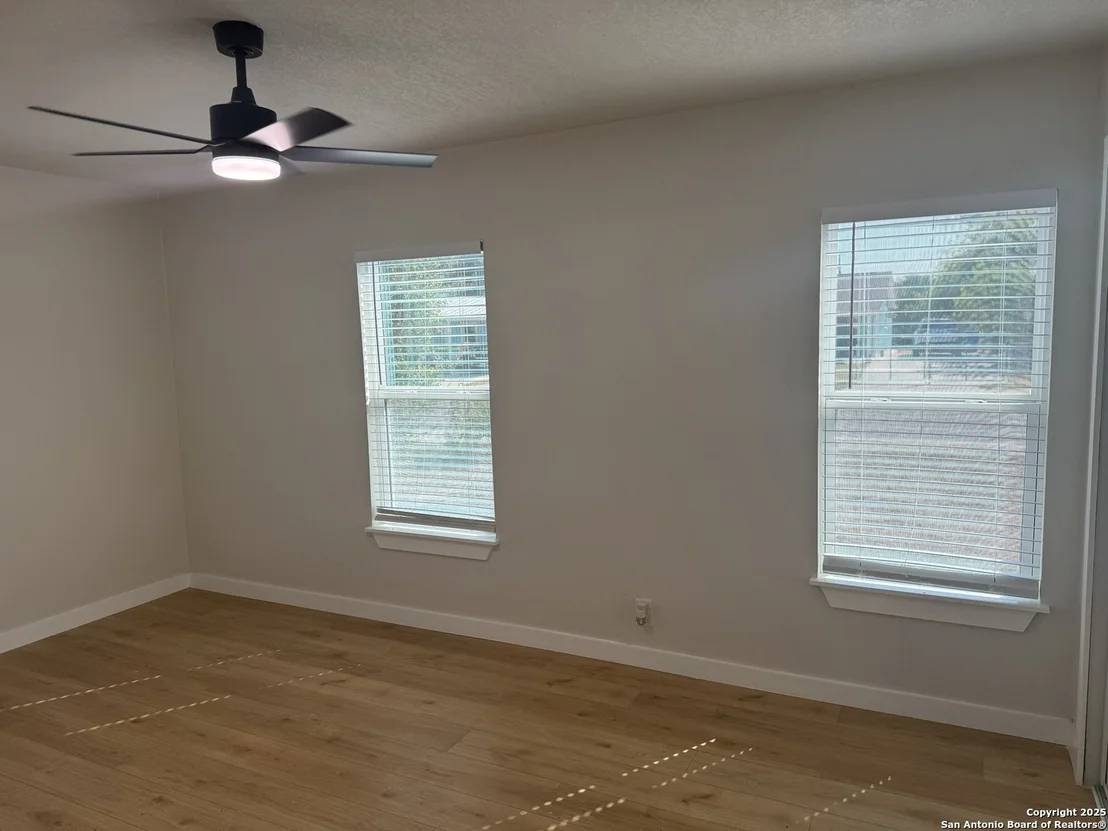 Photo of 143 Toltec
