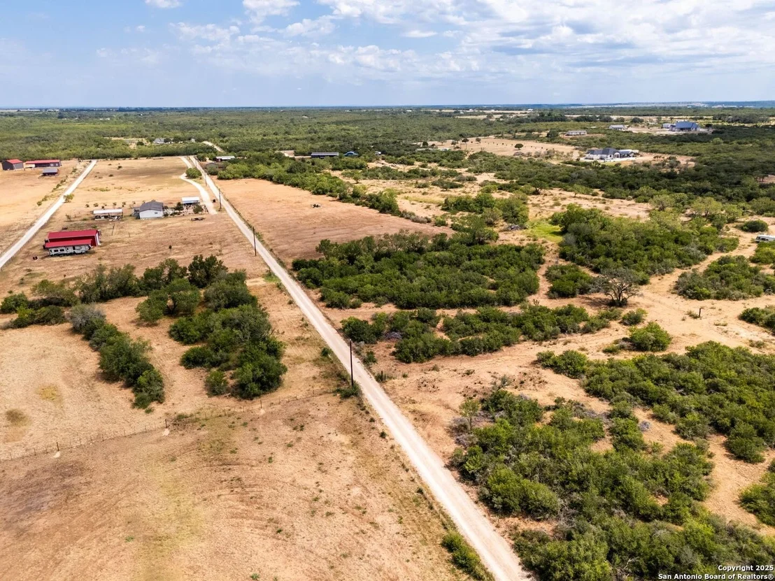 Photo of 1979 County Road 651