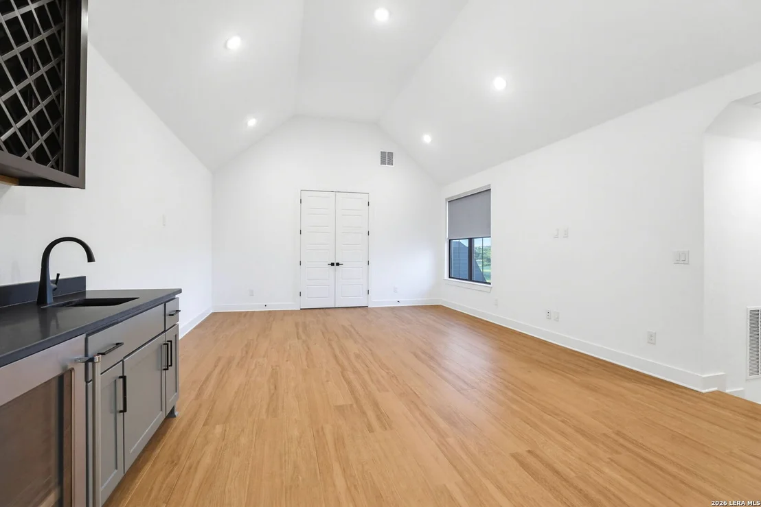 Photo of 27815 Arrowsmith