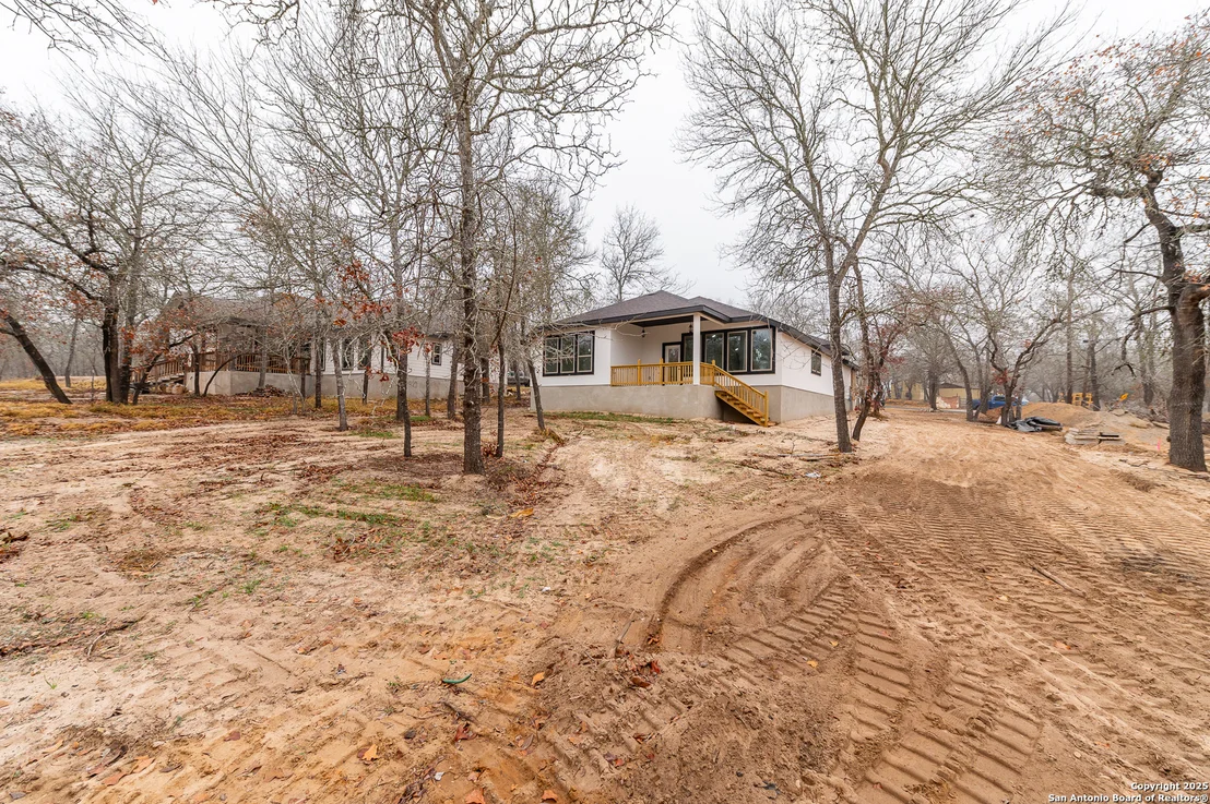 Photo of 22383 MATHIS RD