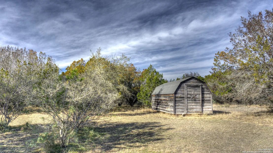Photo of 22 SQUIRREL BEND