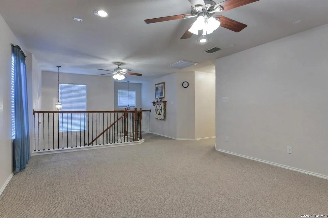 Photo of 827 Point Cove