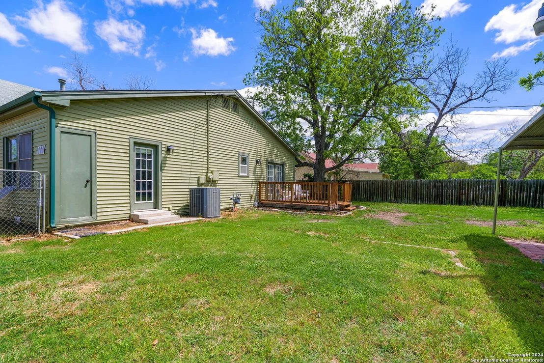 Photo of 274 HERMINE BLVD