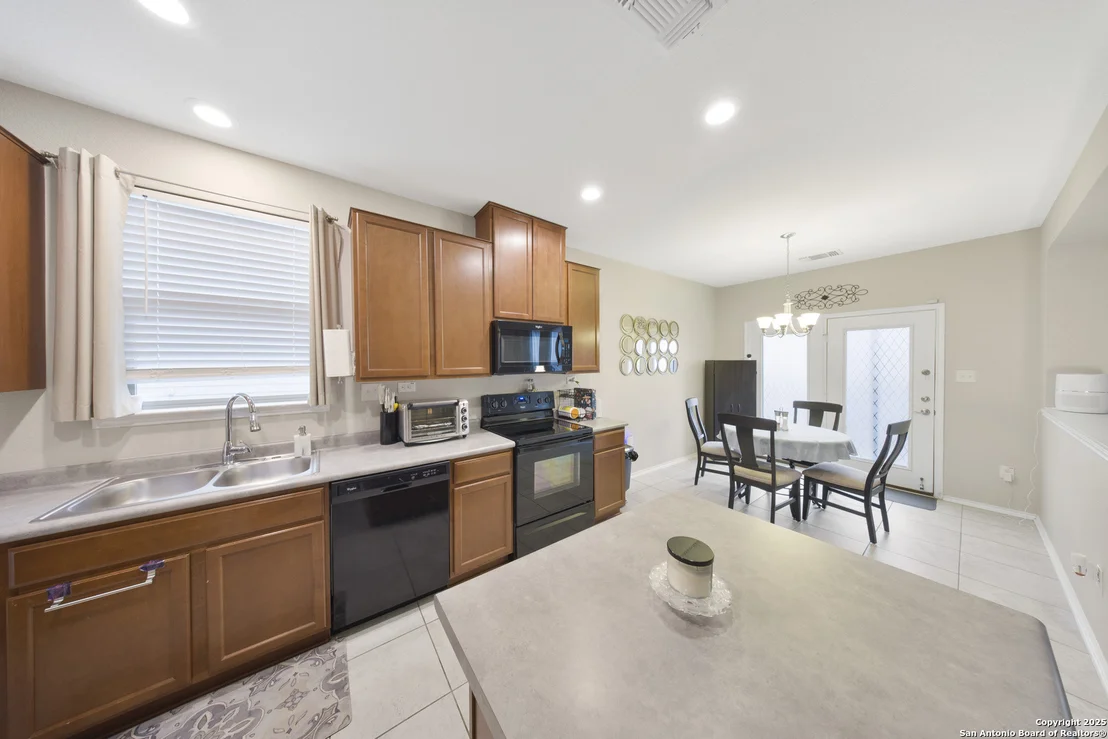 Photo of 302 Pleasanton Heights