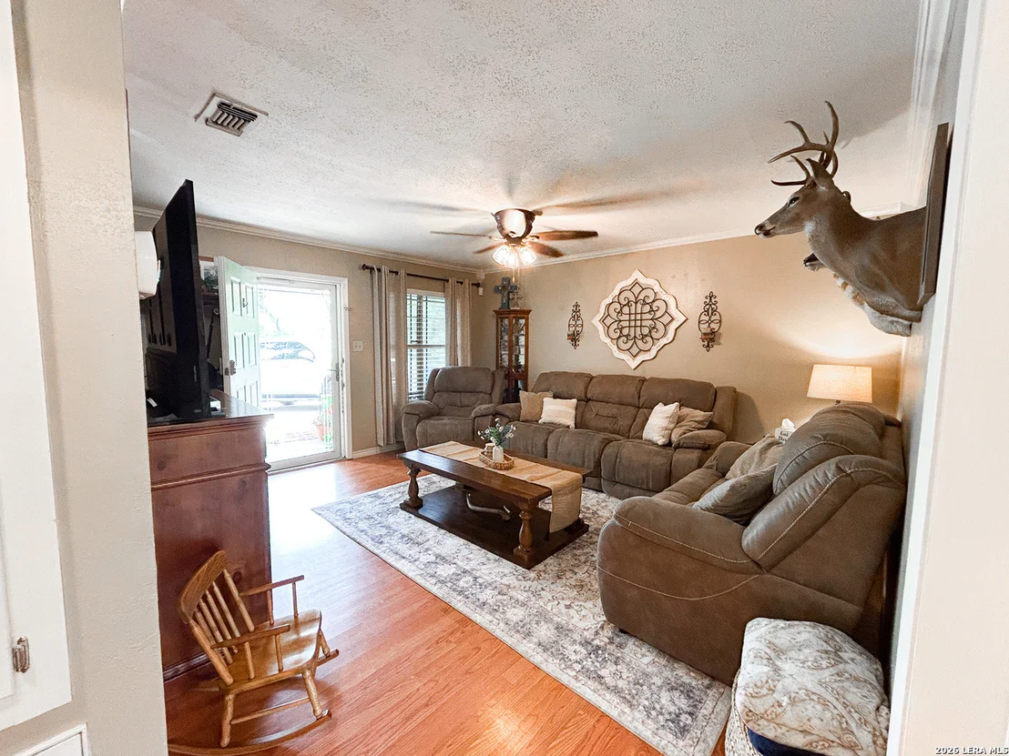 Photo of 802 W Carter