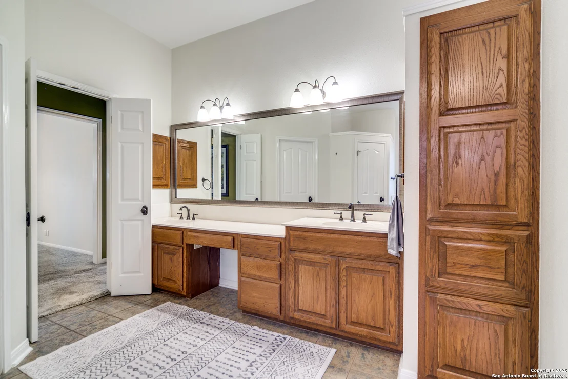 Photo of 8506 Fairway Spring