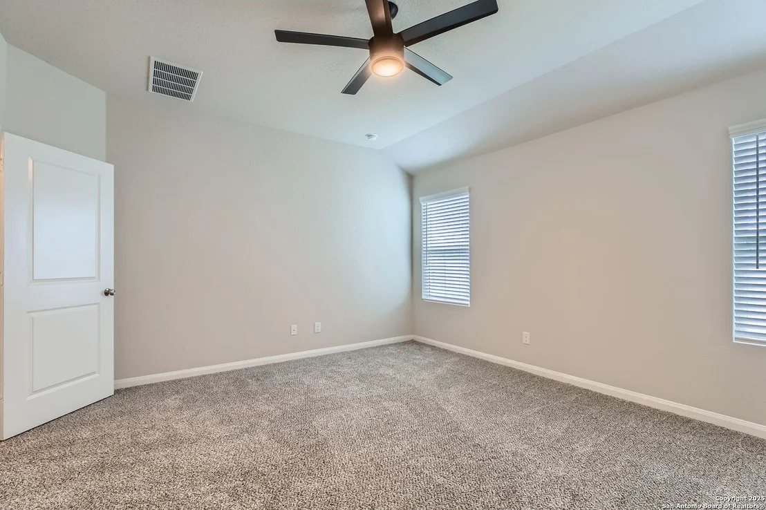Photo of 5680 Jasmine Spur