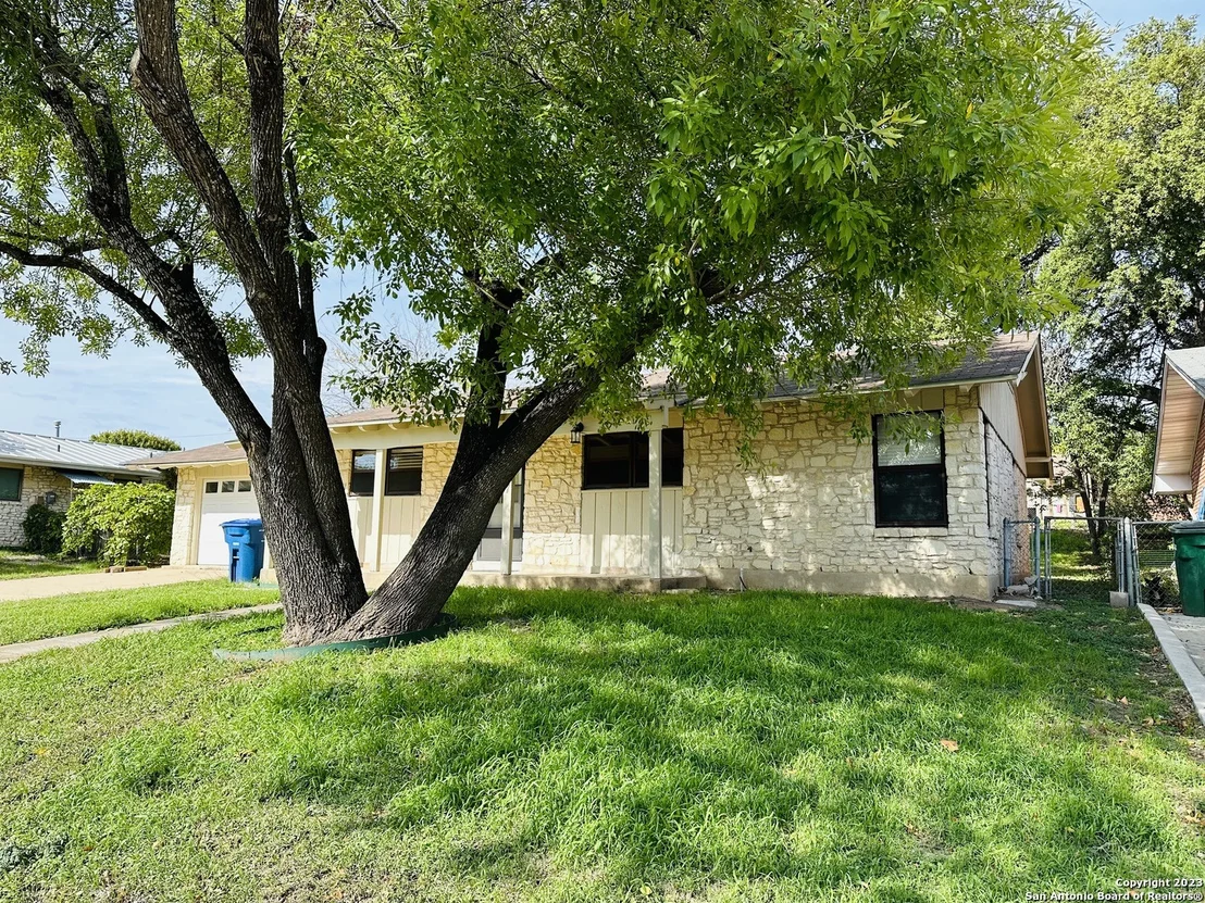 Photo of 807 NORTHSTAR DR