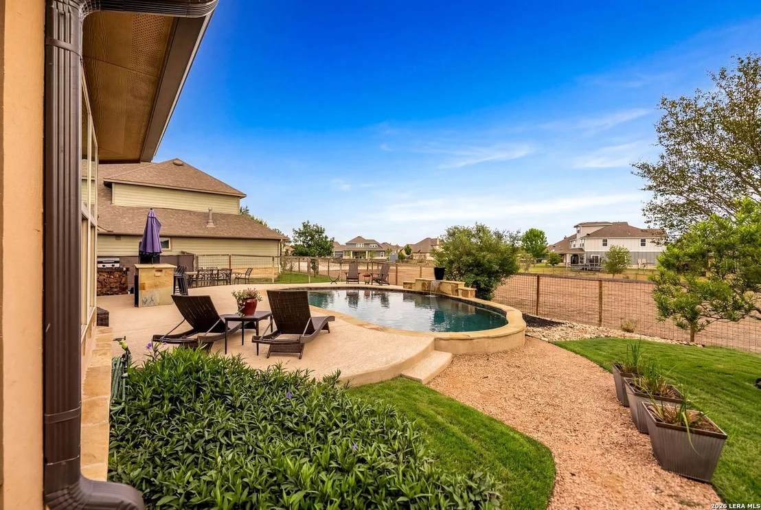 Photo of 11816 Field Bend