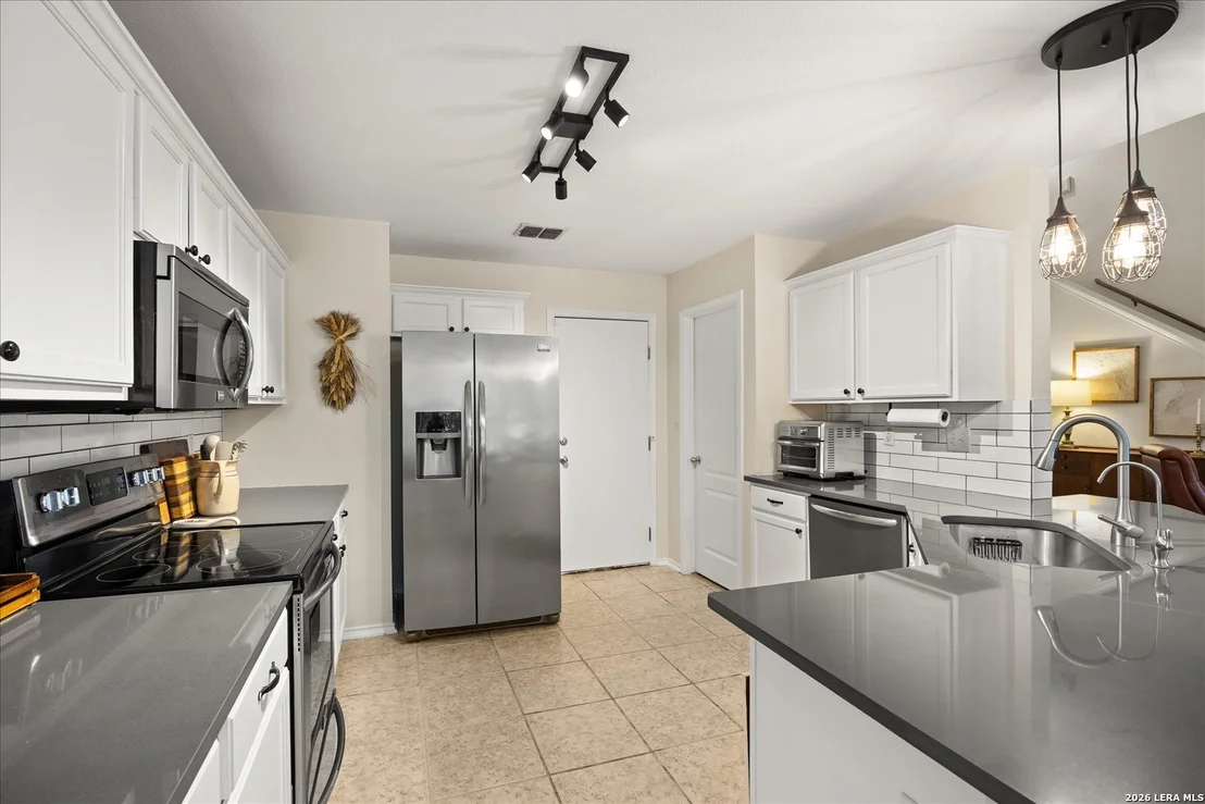 Photo of 6931 PAINTER WAY
