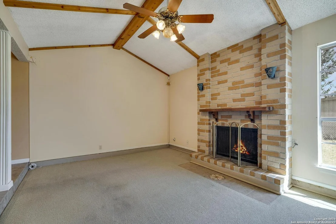 Photo of 3334 Meadow