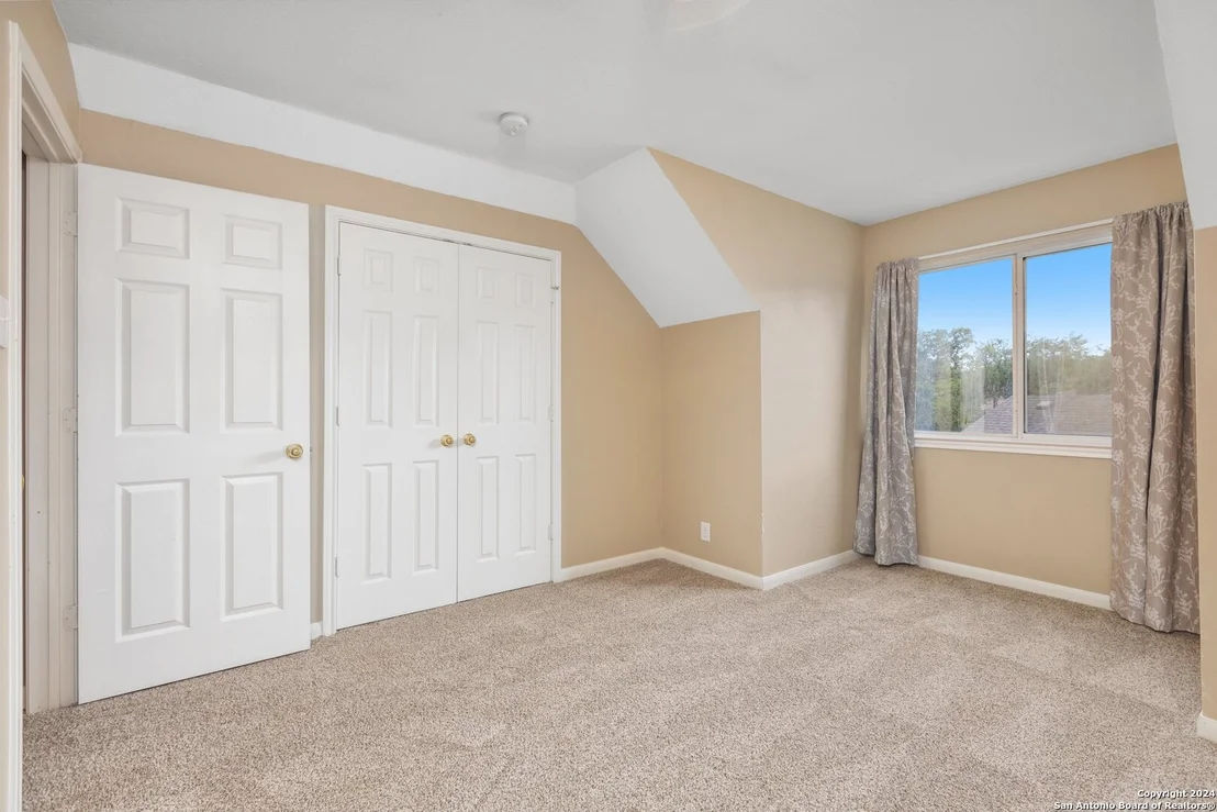 Photo of 14018 POSSUM TREE RD