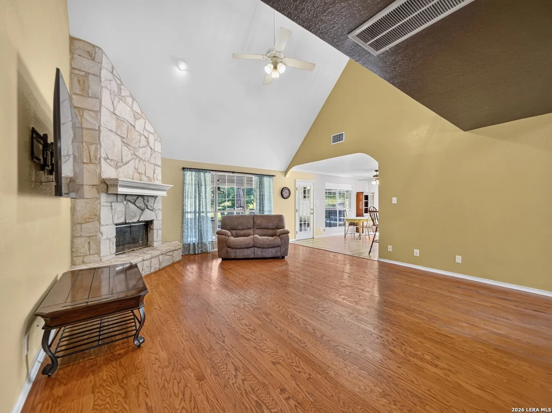 Photo of 2611 Barton Hill Dr