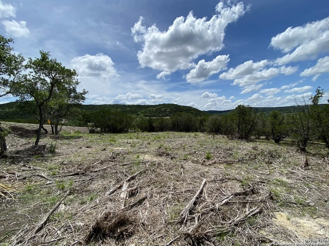 Photo of 391 PR 1748 Lot 391