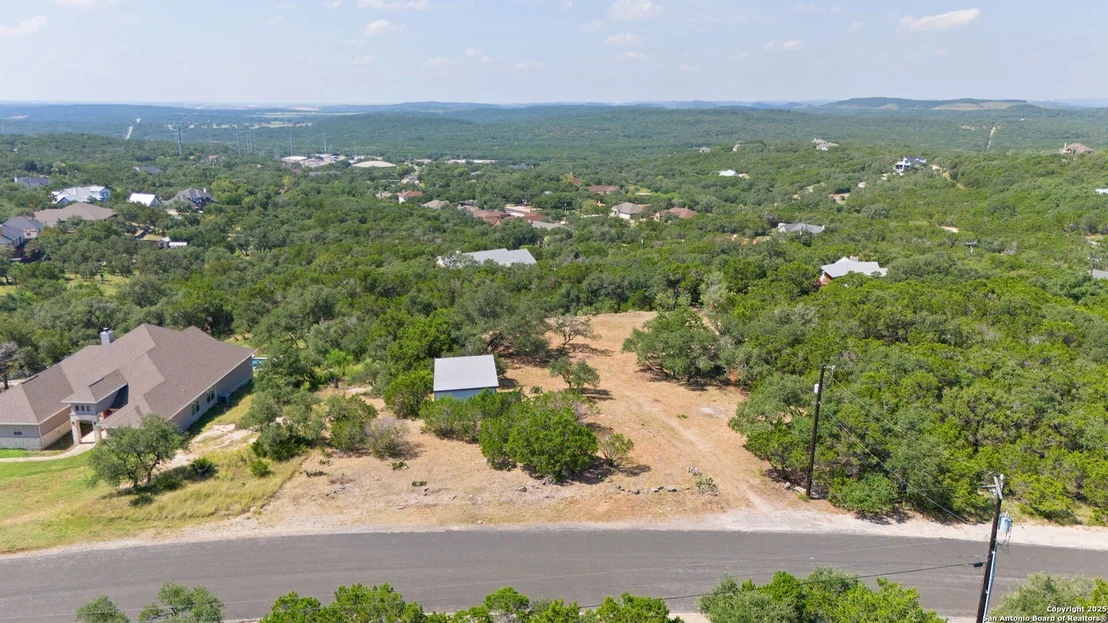 Photo of 1056 FLAGSTONE DR