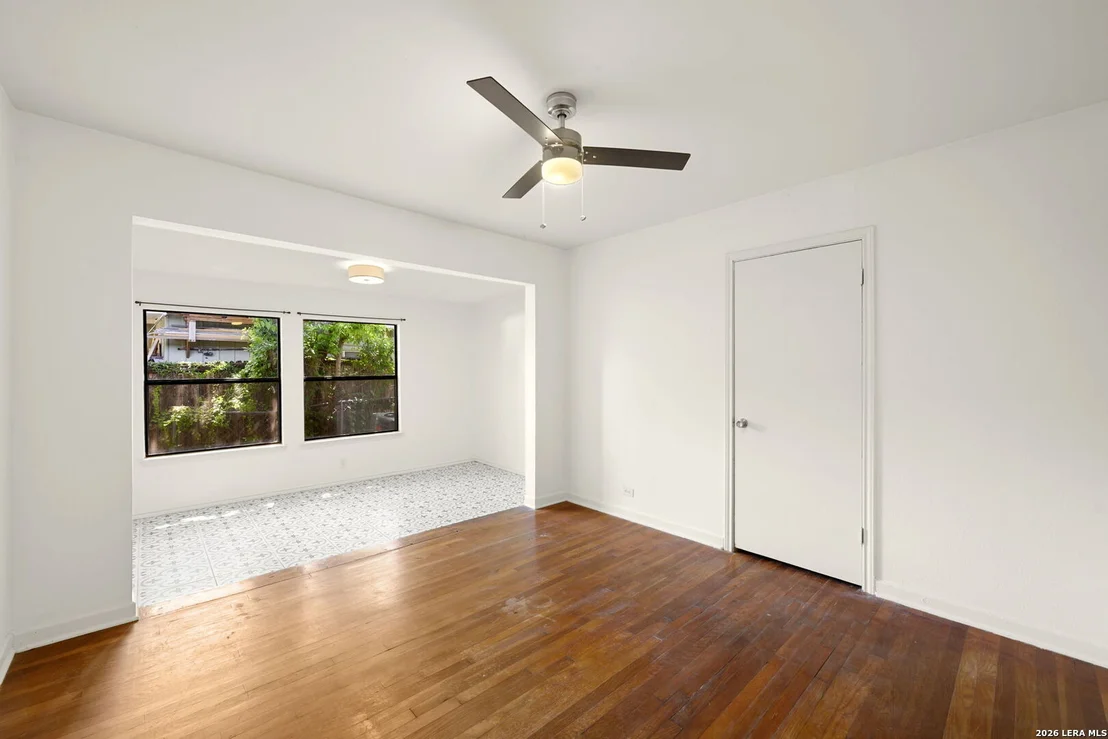Photo of 503 Olney Dr