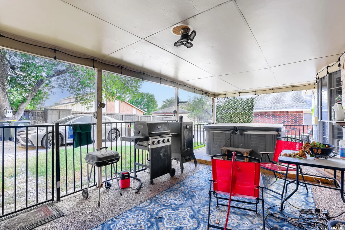 Photo of 3438 FOXBRIAR LN