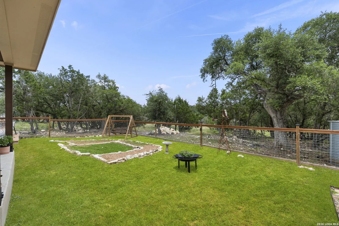Photo of 5030 SPRING BRANCH RD