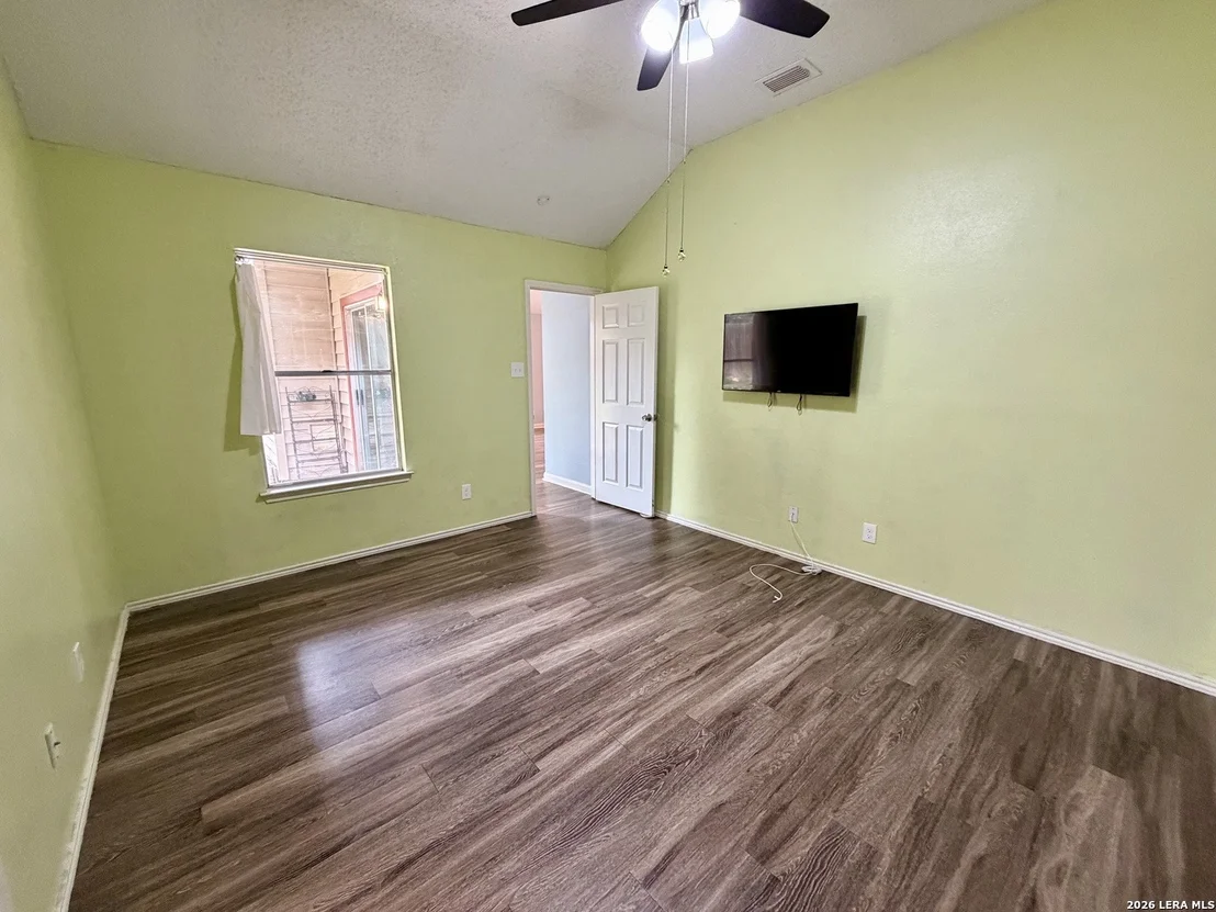 Photo of 627 Meadow Gate