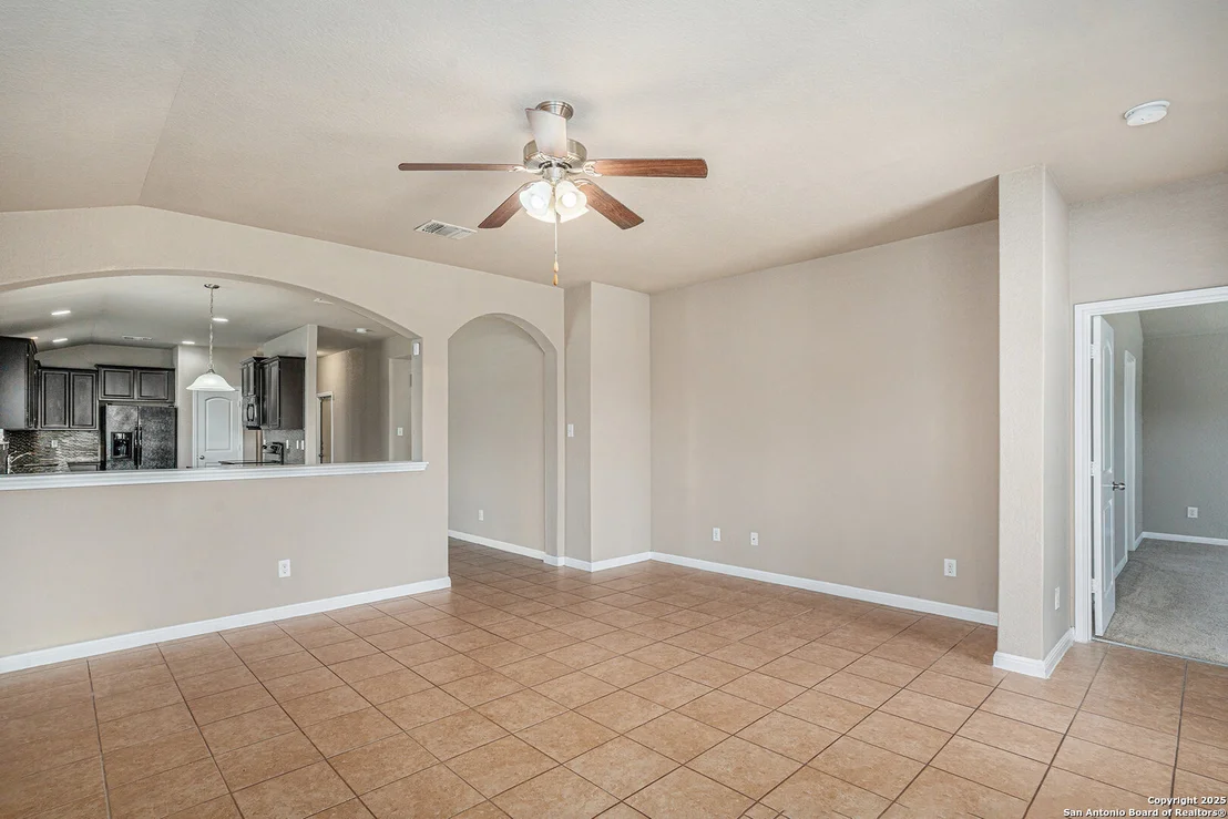 Photo of 732 Spectrum Dr